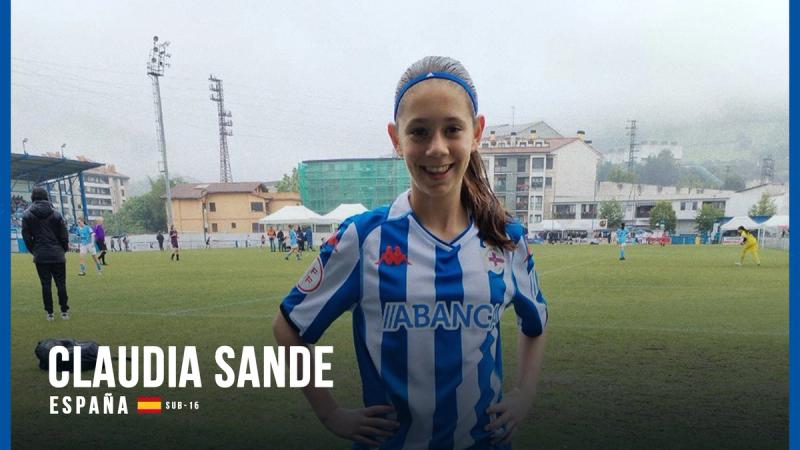 As canteirás Antía Veiga e Claudia Sande, citadas para dous partidos amigables ante Estados Unidos en Alicante