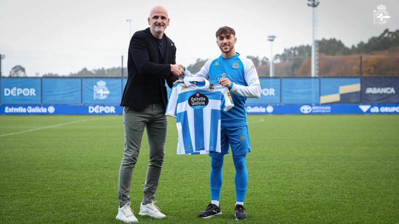 Adrià Altimira, na súa presentación, cre que o Dépor "é un club moi grande" e fala de "un proxecto enorme"