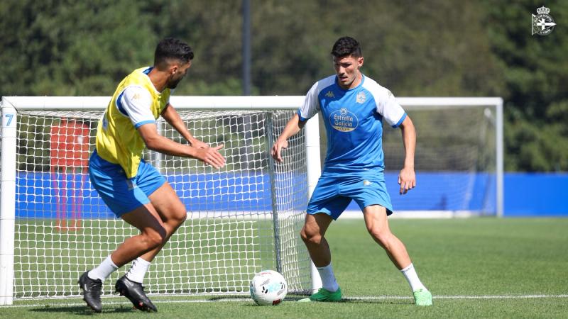 Días "intensos" para o Dépor, que regresou a Abegondo a pouco máis de 24 horas de medirse ao Real Oviedo en Ribadeo
