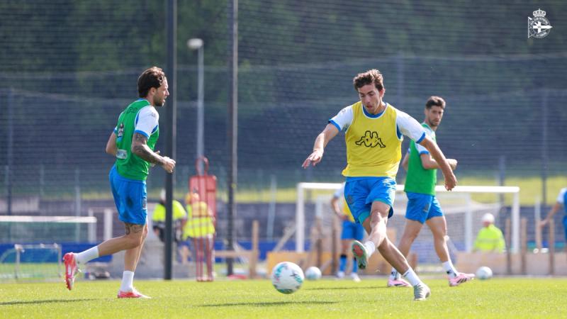 Un Dépor "coa frecha para arriba" incide este mércores 21 nas finalizacións de cara ao partido en Burgos