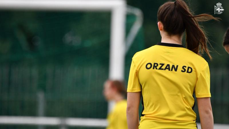 Victoria del Orzán SD Infantil A en Caldas en el único partido este domingo 10 en ANOSACANTEIRA femenina