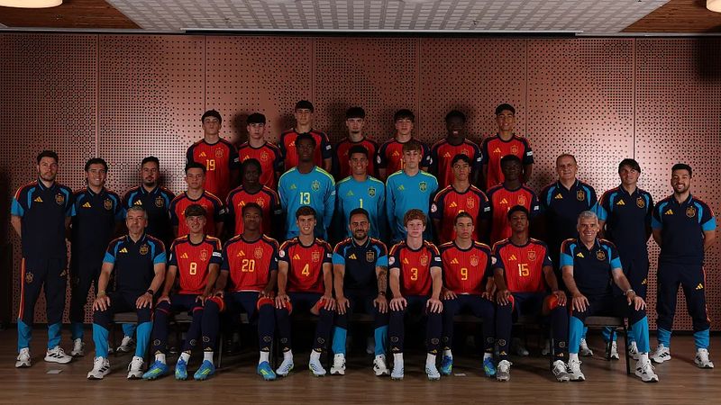 Mauro Valeiro participa en el triunfo ante Bélgica que sitúa a España líder de su grupo en el Europeo sub-17