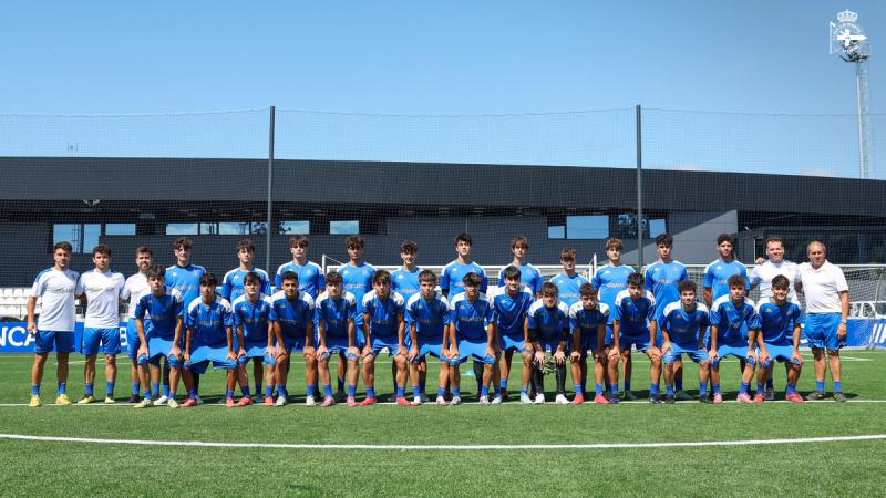 El Juvenil B arrancó la pretemporada con vistas ya en su debut en Liga Nacional, en Abegondo ante el Bertamiráns FC