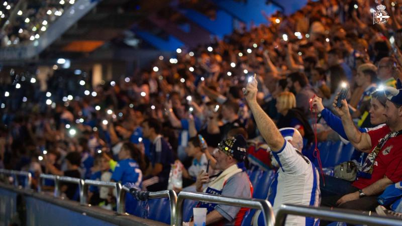 O Dépor impulsa un espectáculo de luces participativo en ABANCA-RIAZOR nos minutos previos ao partido ante o Granada CF