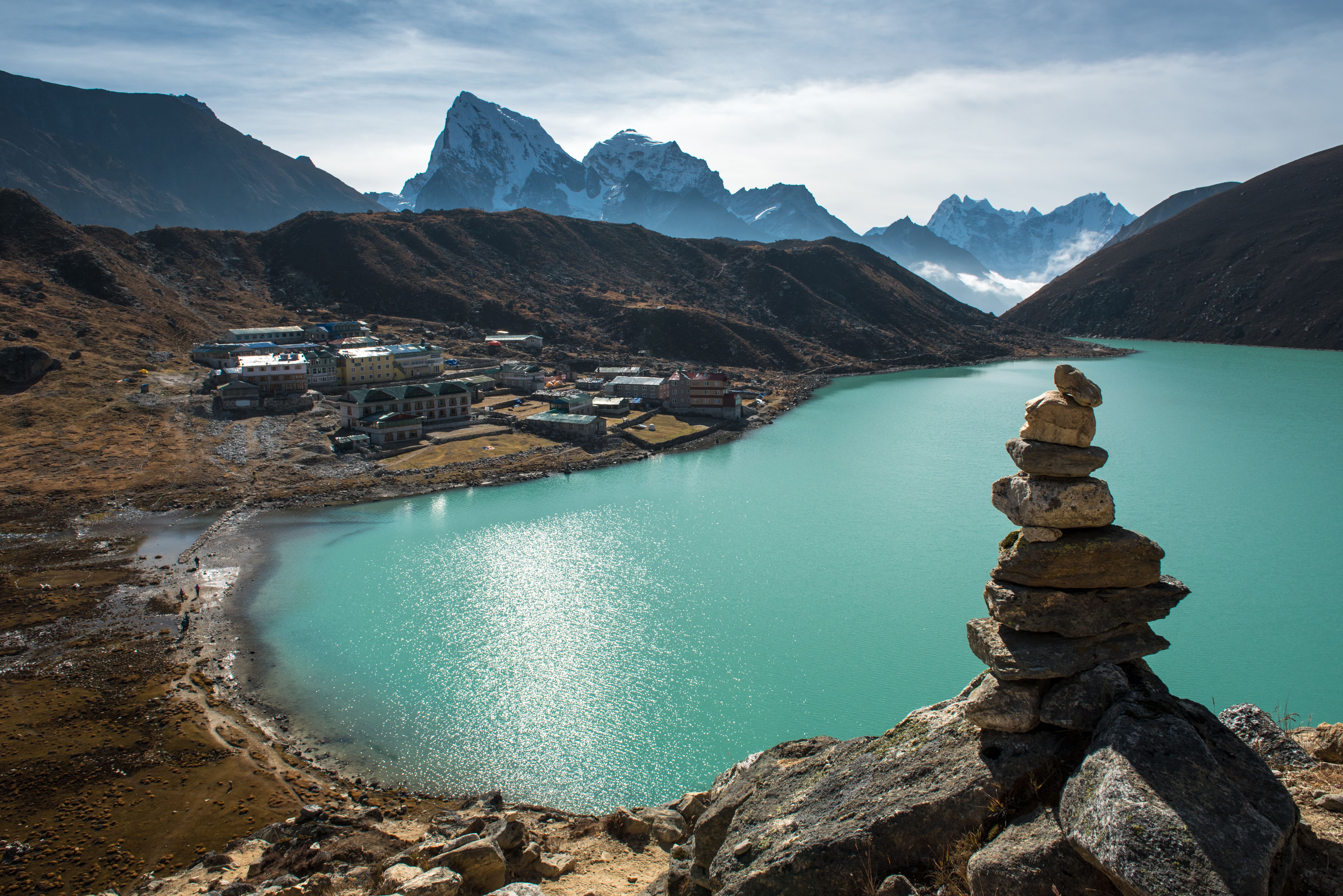 Gokyo Valley Trek Complete Guide: Lakes, Gokyo Ri and the Quieter Everest (2026)
