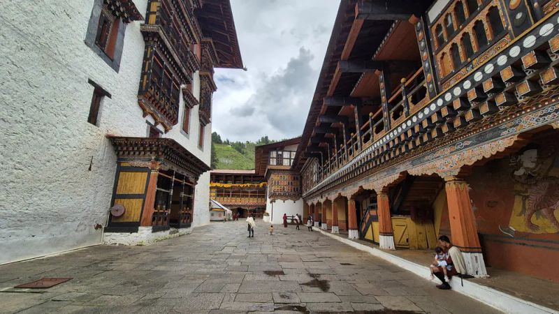 Complete Western Bhutan Tour