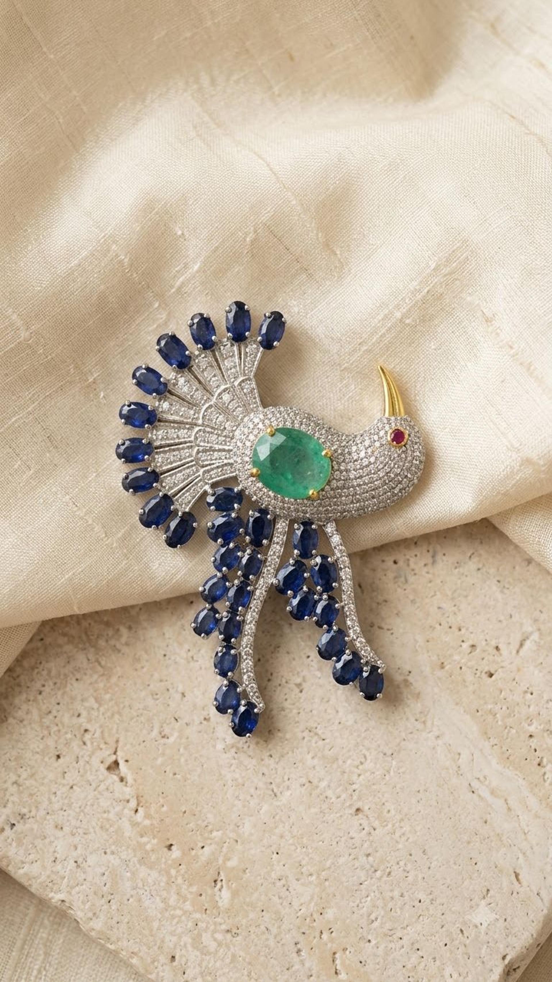 Blue Sapphire Emerald Brooch view 4 — Brooches in 92.5 Sterling Silver