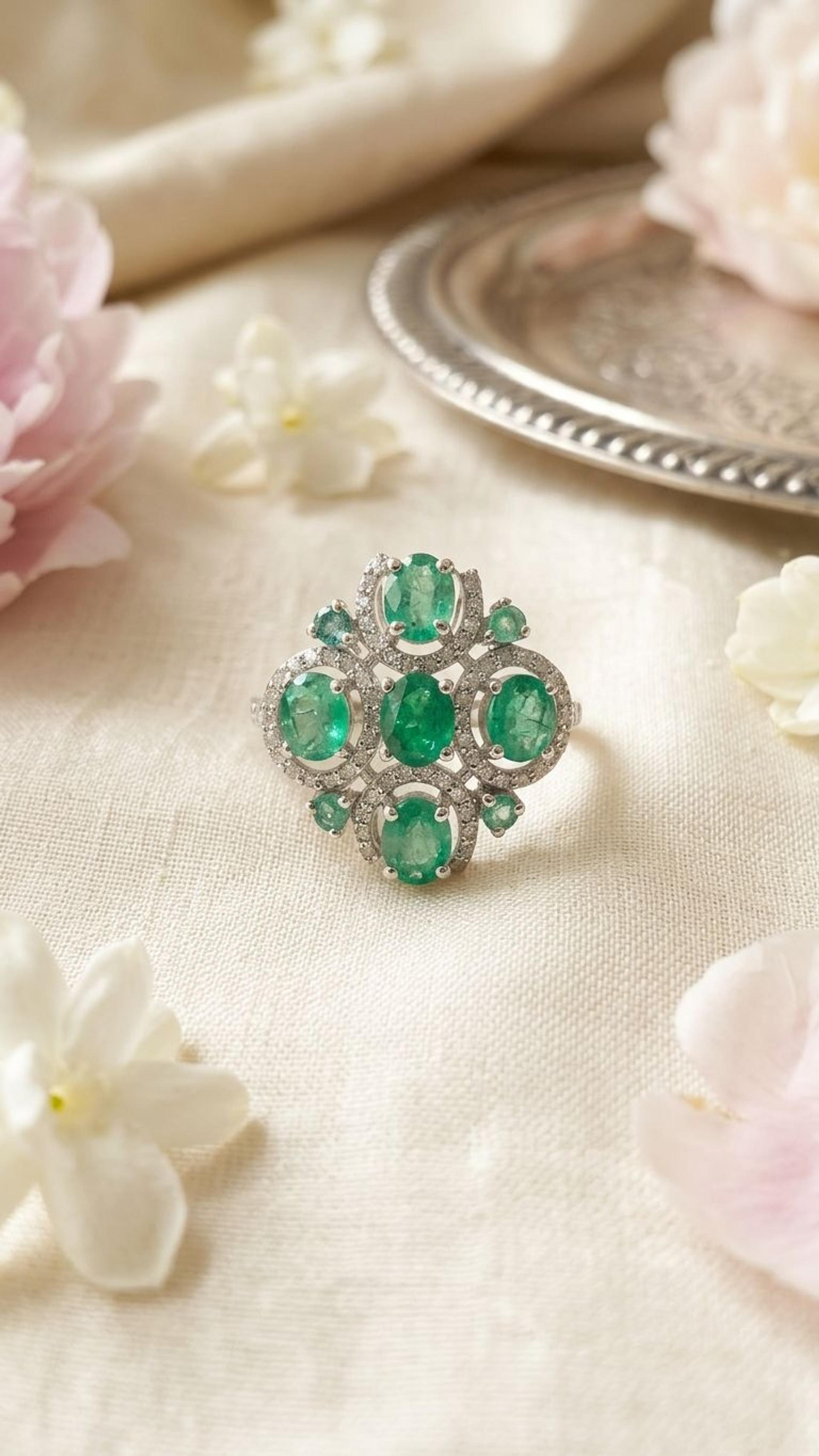 Emerald Emerald Ring in 92.5 Sterling Silver — Surya Jewellers Jaipur