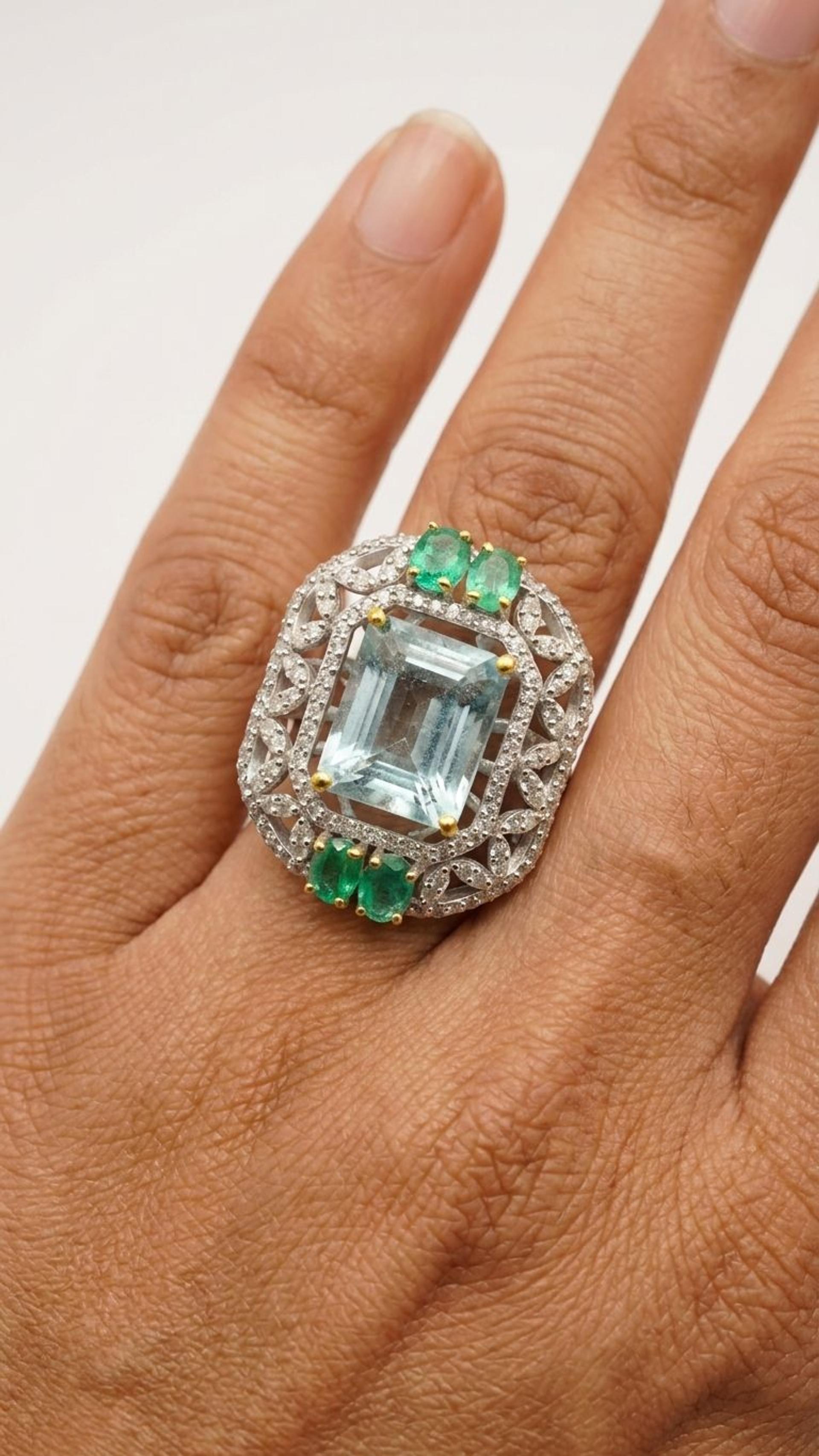 Aquamarine Emerald Ring view 4 — Rings in 92.5 Sterling Silver