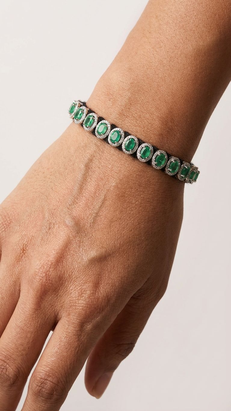 Emerald Bracelet view 2 — Bracelets in 92.5 Sterling Silver