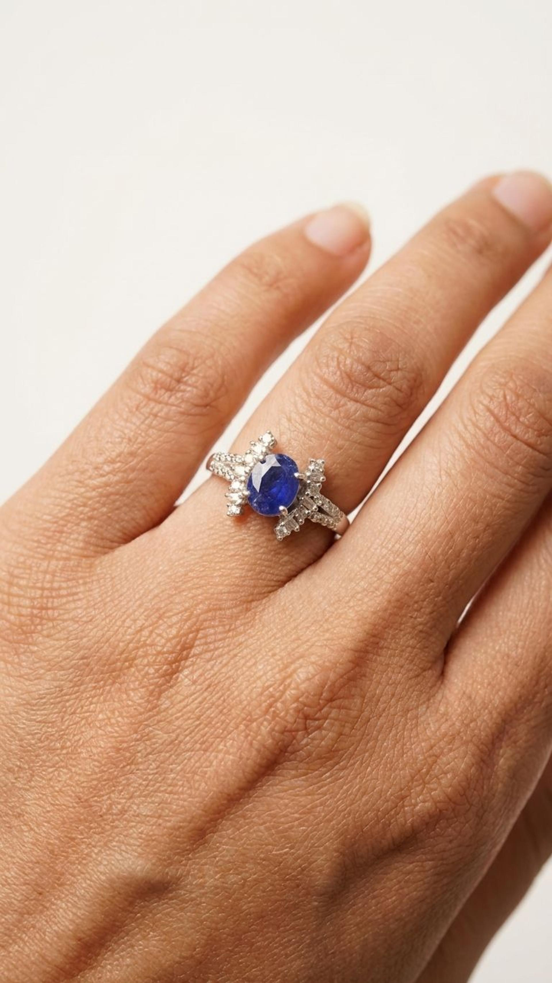 Blue Sapphire Ring view 2 — Rings in 92.5 Sterling Silver