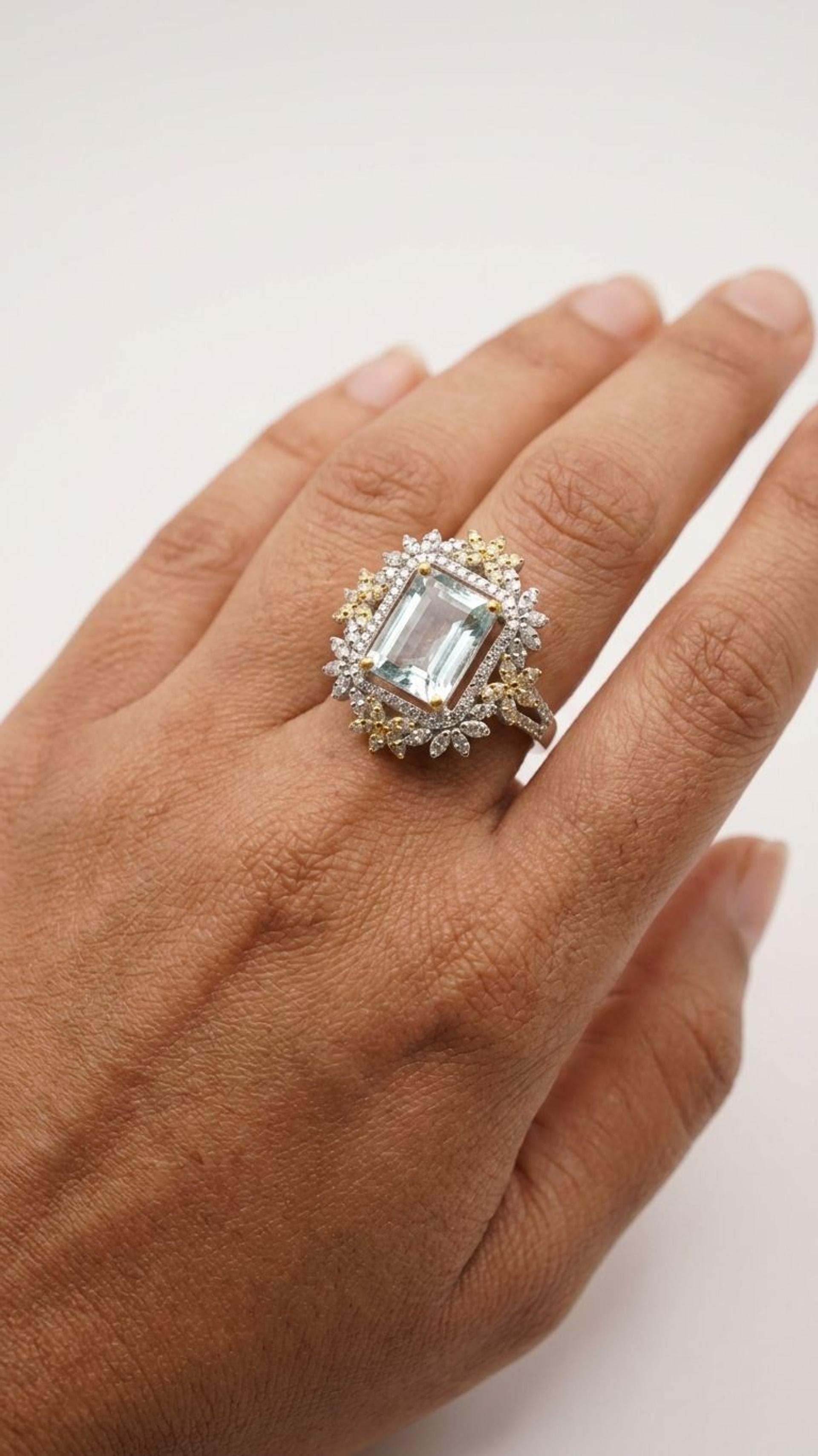 Aquamarine Ring view 4 — Rings in 92.5 Sterling Silver