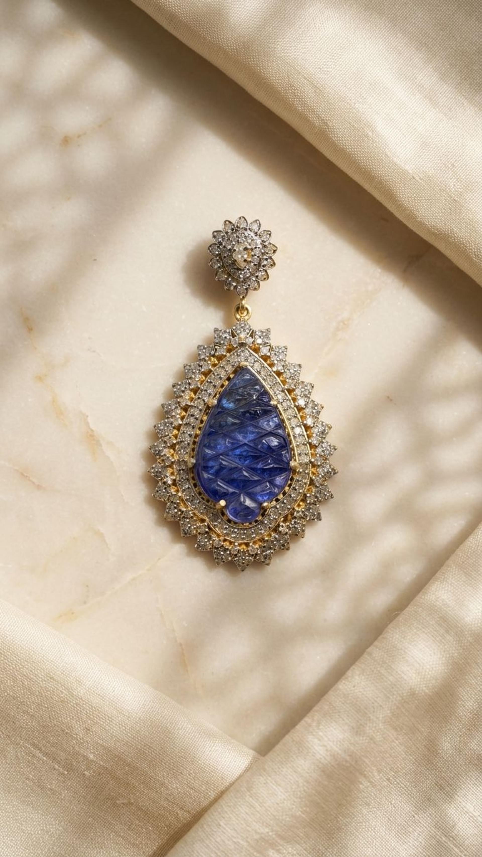 Tanzanite Pendant view 2 — Pendants in 92.5 Sterling Silver