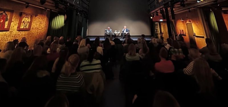 Banner for Bøker i sentrum på Carls