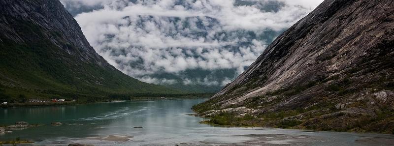 Bilde av en norsk fjord