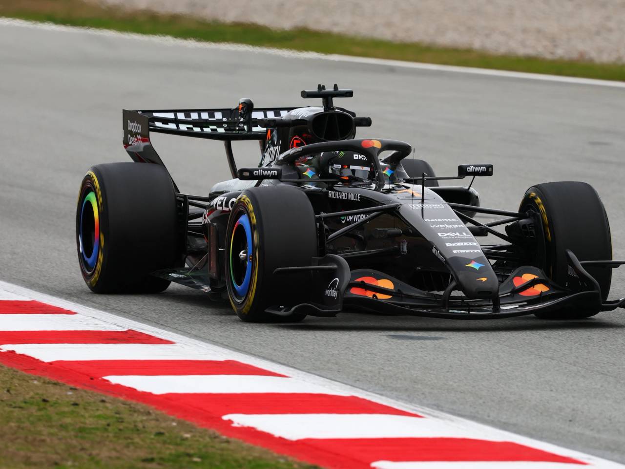 Що таке шейкдаун болідів у Формулі 1