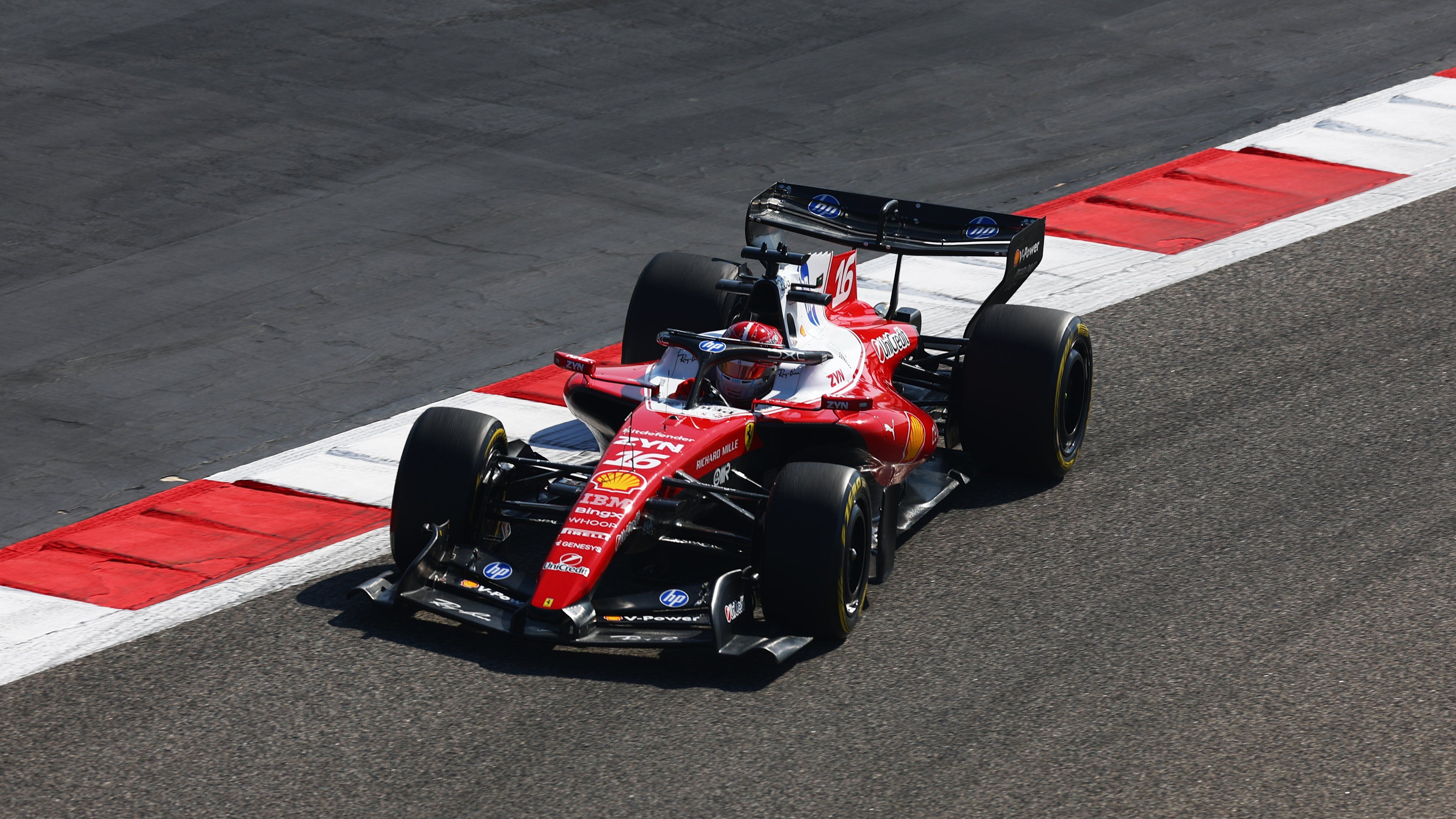 Ferrari показала незвичне рішення по задньому крилу