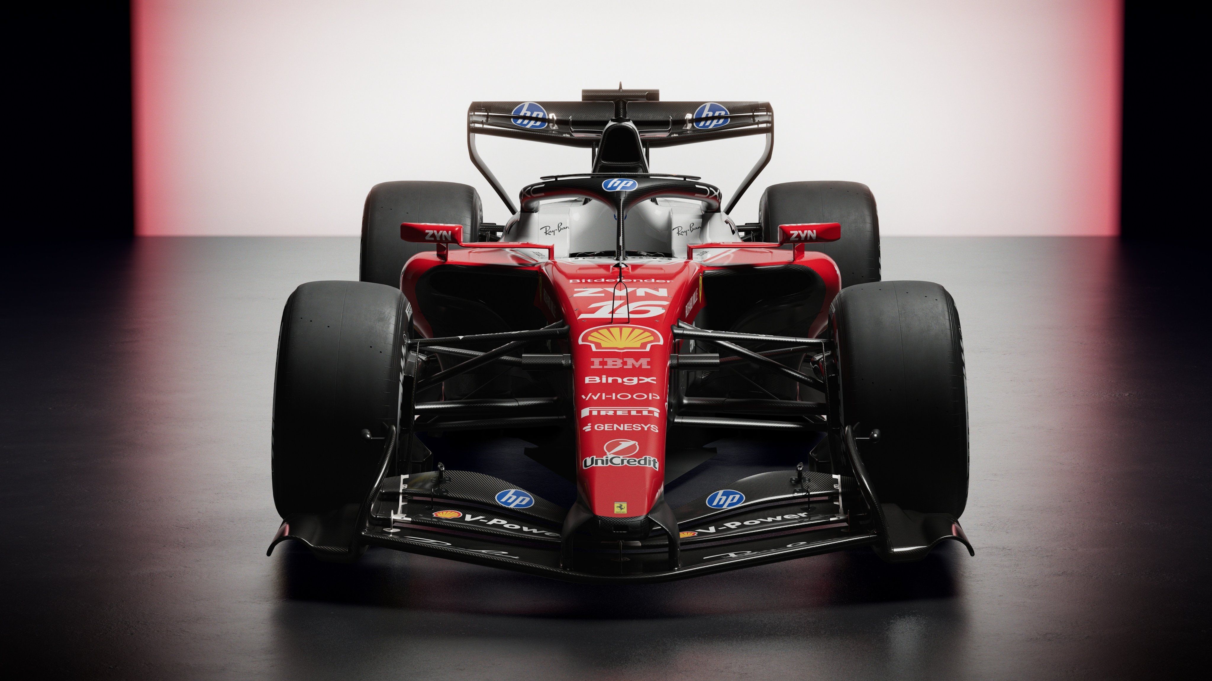 Ferrari показала болід формули 1 SF-26