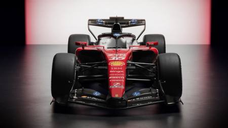 Ferrari показала болід формули 1 SF-26