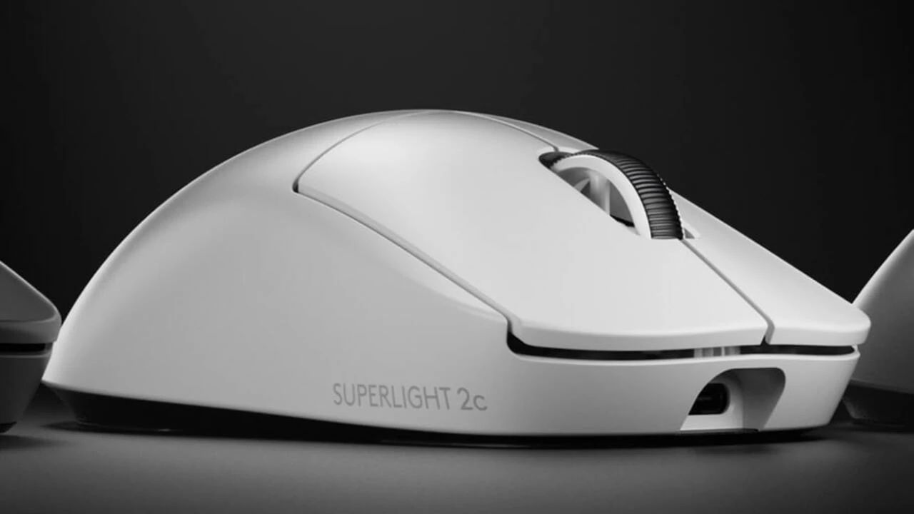 Logitech представила компактну ігрову мишу Pro X Superlight 2c