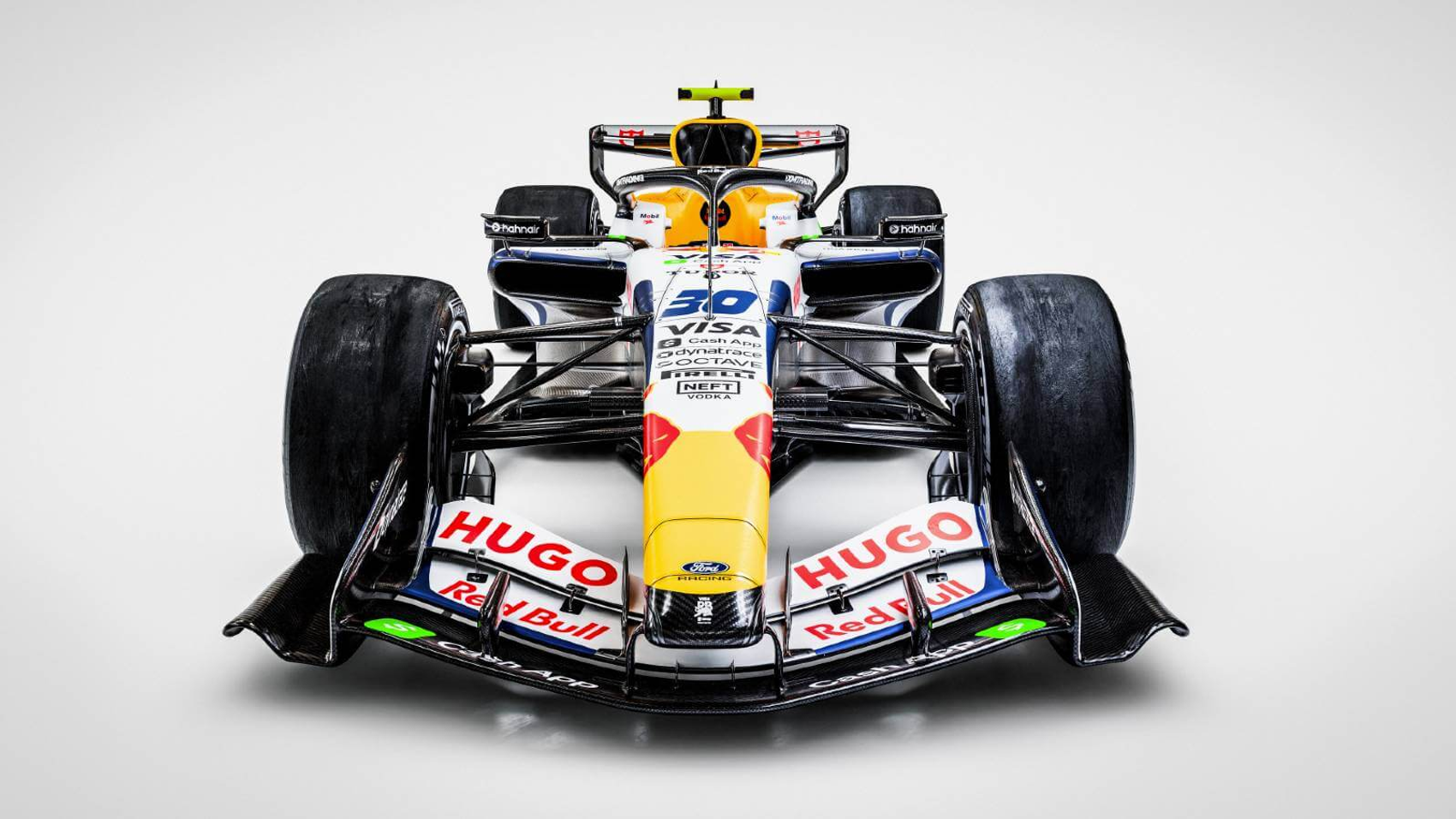 новий вигляд болідів Racing Bulls