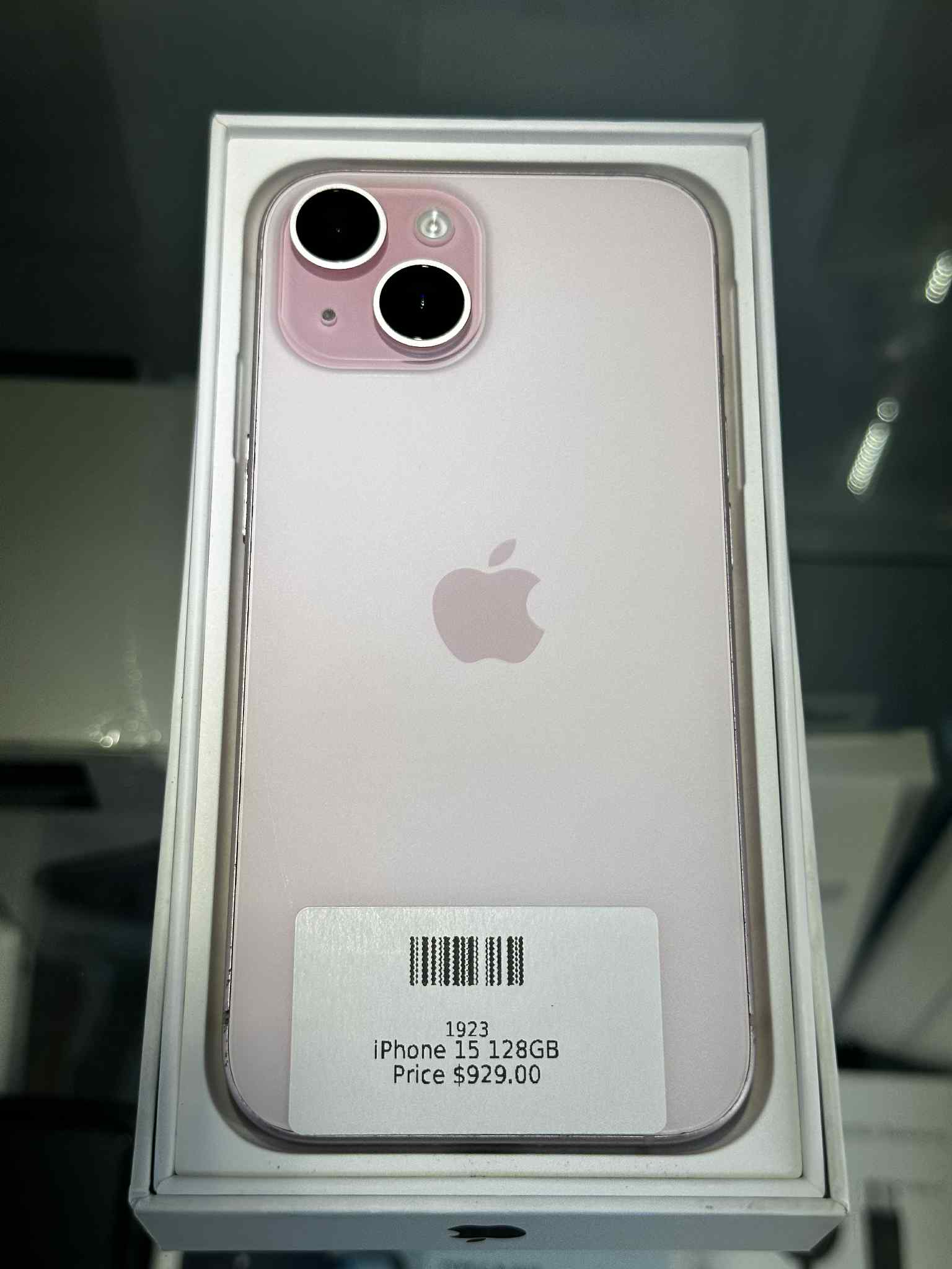 iPhone 15 128GB