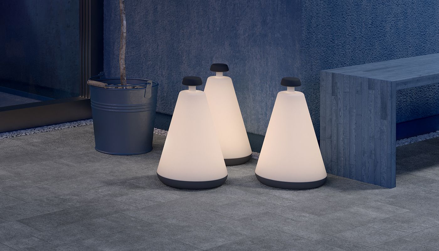 Bouy floor lamps in a group