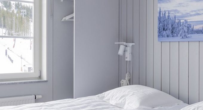 White wall lamp with usb