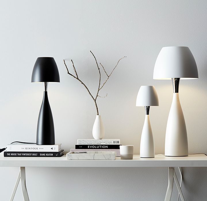 anemone table lamp