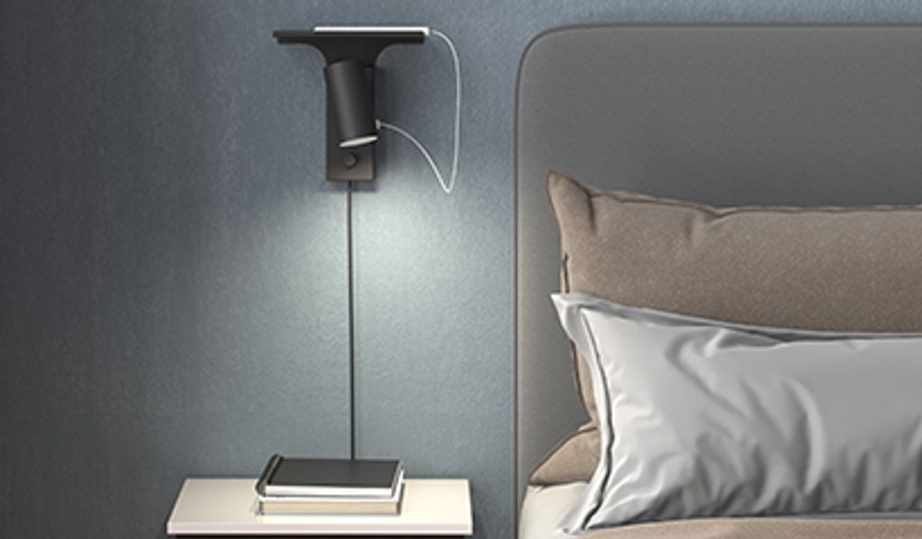 Wall lamp with USB charging
