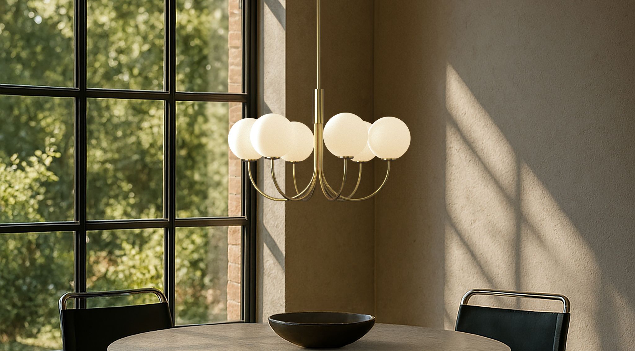 Manola taklampa från Herstal