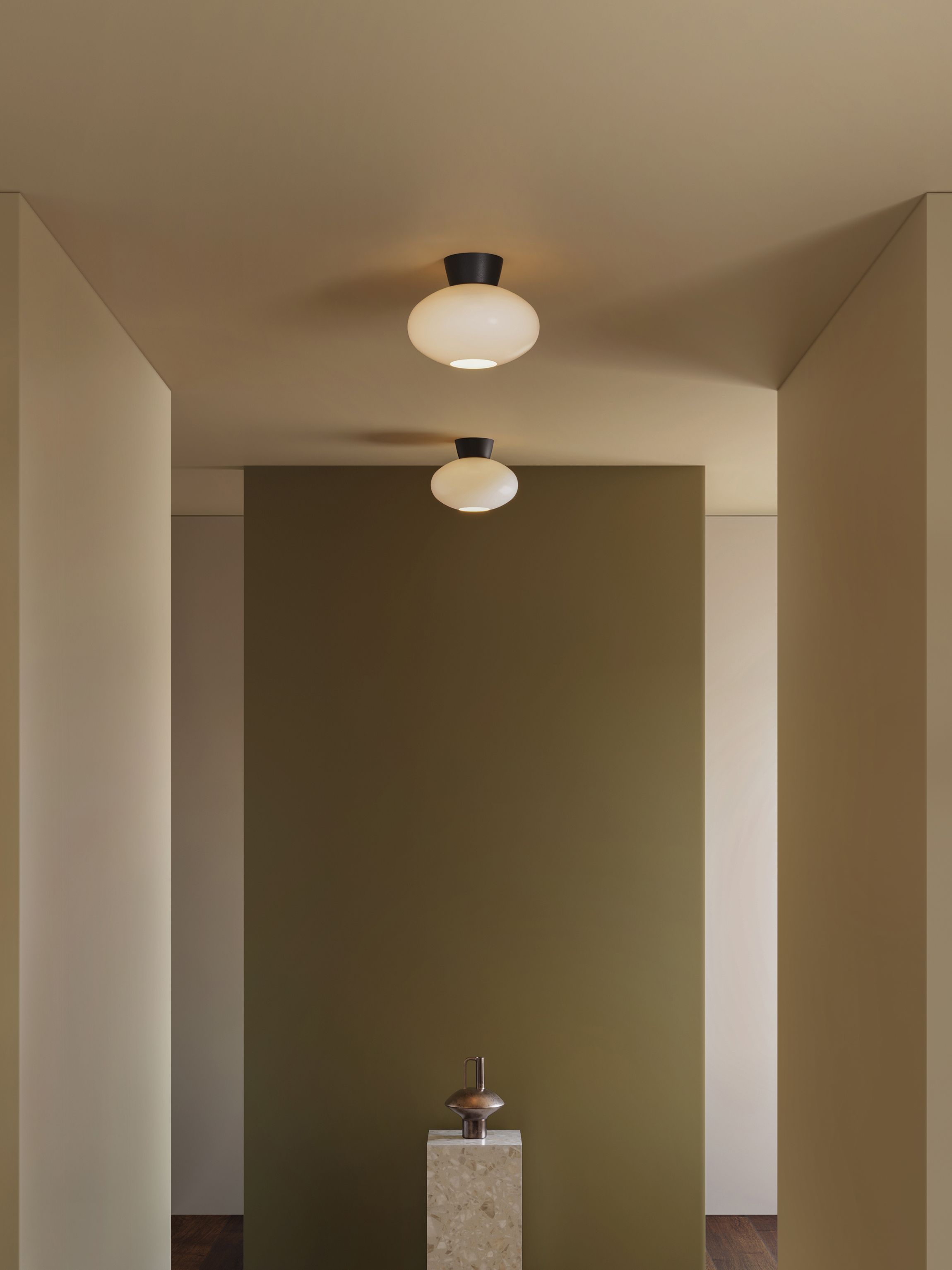 Bullo plafond in the hallway 