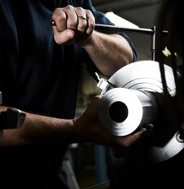 Hands on a Belid component