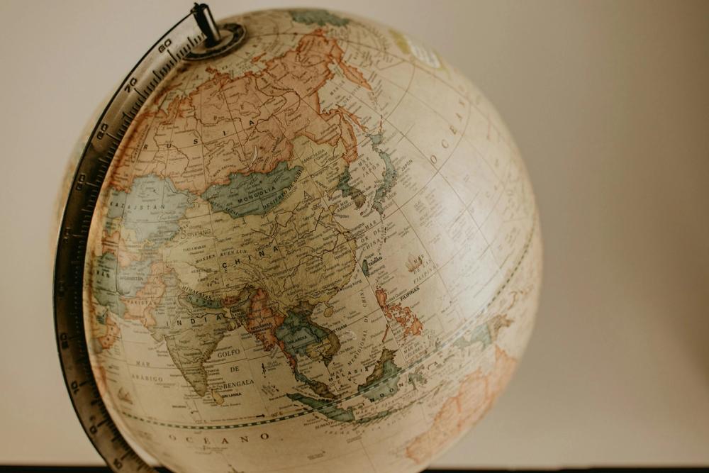 Om du skal investere i indeksfond, sørg for å investere globalt