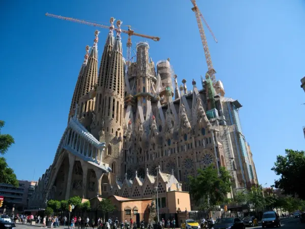 Antoni Gaudí, La Sagrada Familia.