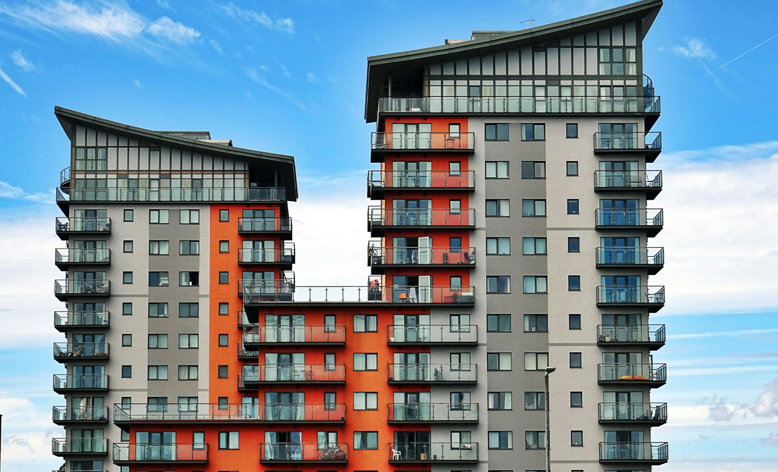 What are the top operation automation tools that can reduce costs in property management?