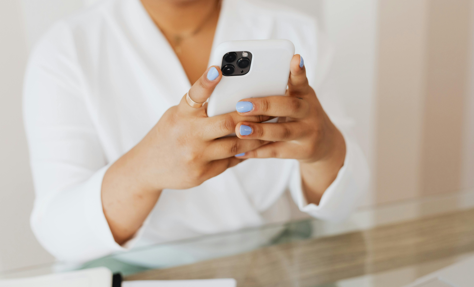How do AI answering services screen spam or robocalls before passing to staff?