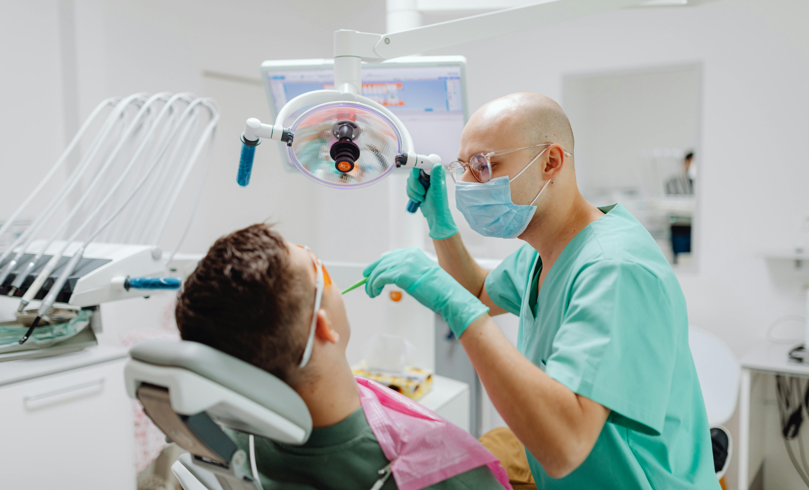 How to automate dental appointment scheduling (and never miss a patient call)