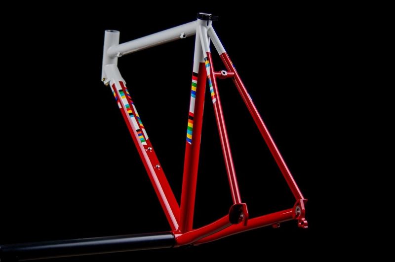 Pegoretti Manovella graphic finish