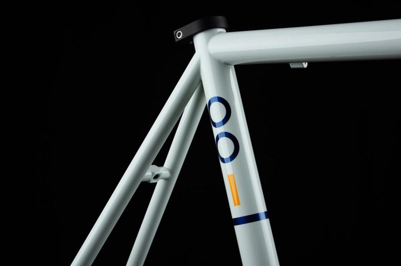 Pegoretti Oioi graphic finish
