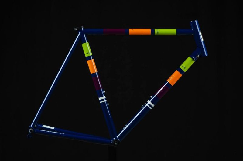 Pegoretti Mazzetta graphic finish