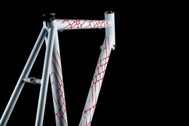 Pegoretti Conic graphic finish