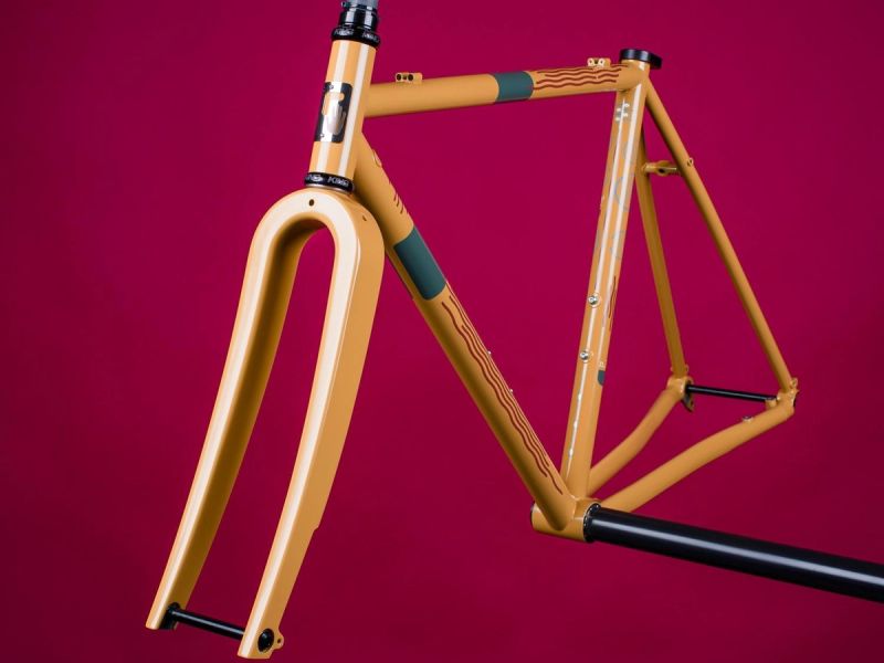 Pegoretti Spaghetti graphic finish