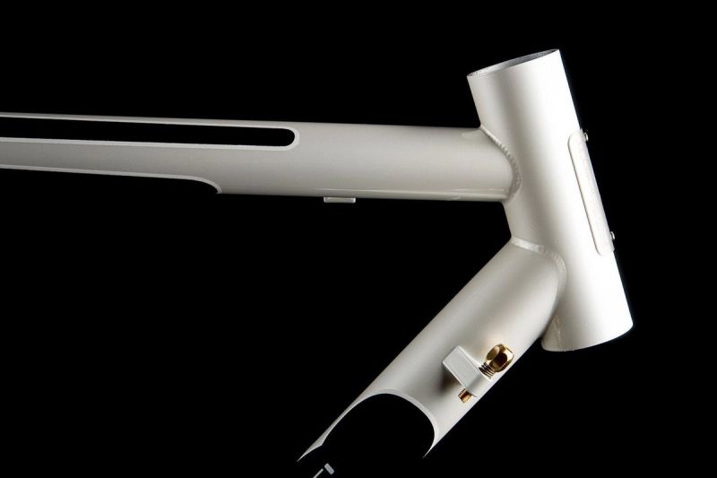 Pegoretti HD graphic finish