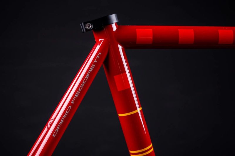 Pegoretti Piazza graphic finish