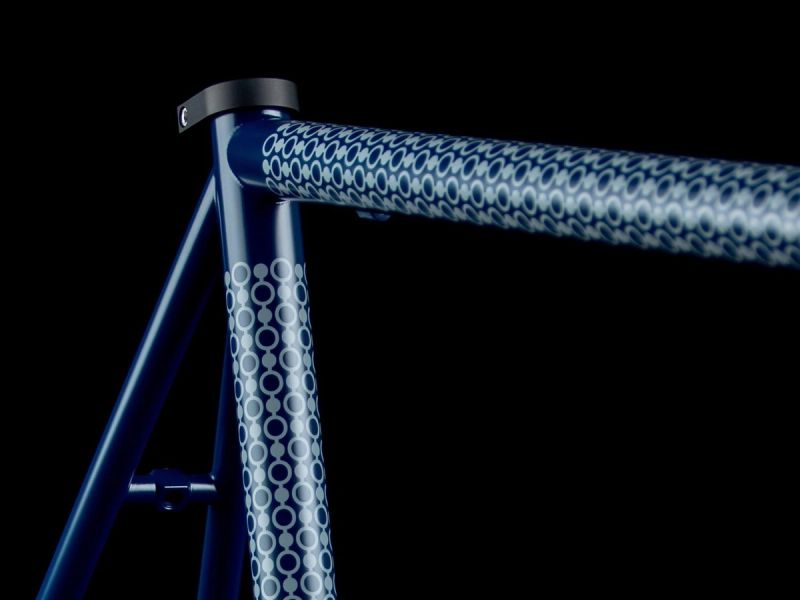 Pegoretti MP graphic finish