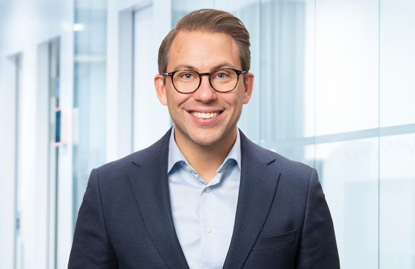 Sandbäckens genomför större förvärv av elbolag