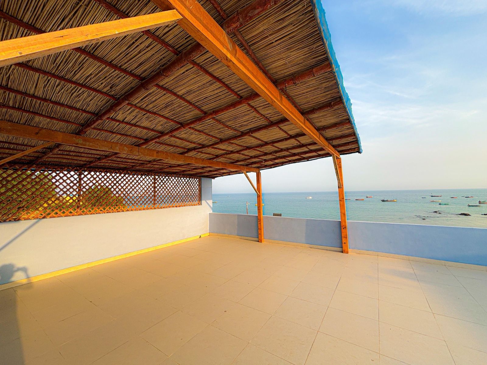The BayFront Beach Hut B-1 (Pool Side) gallery photo 1