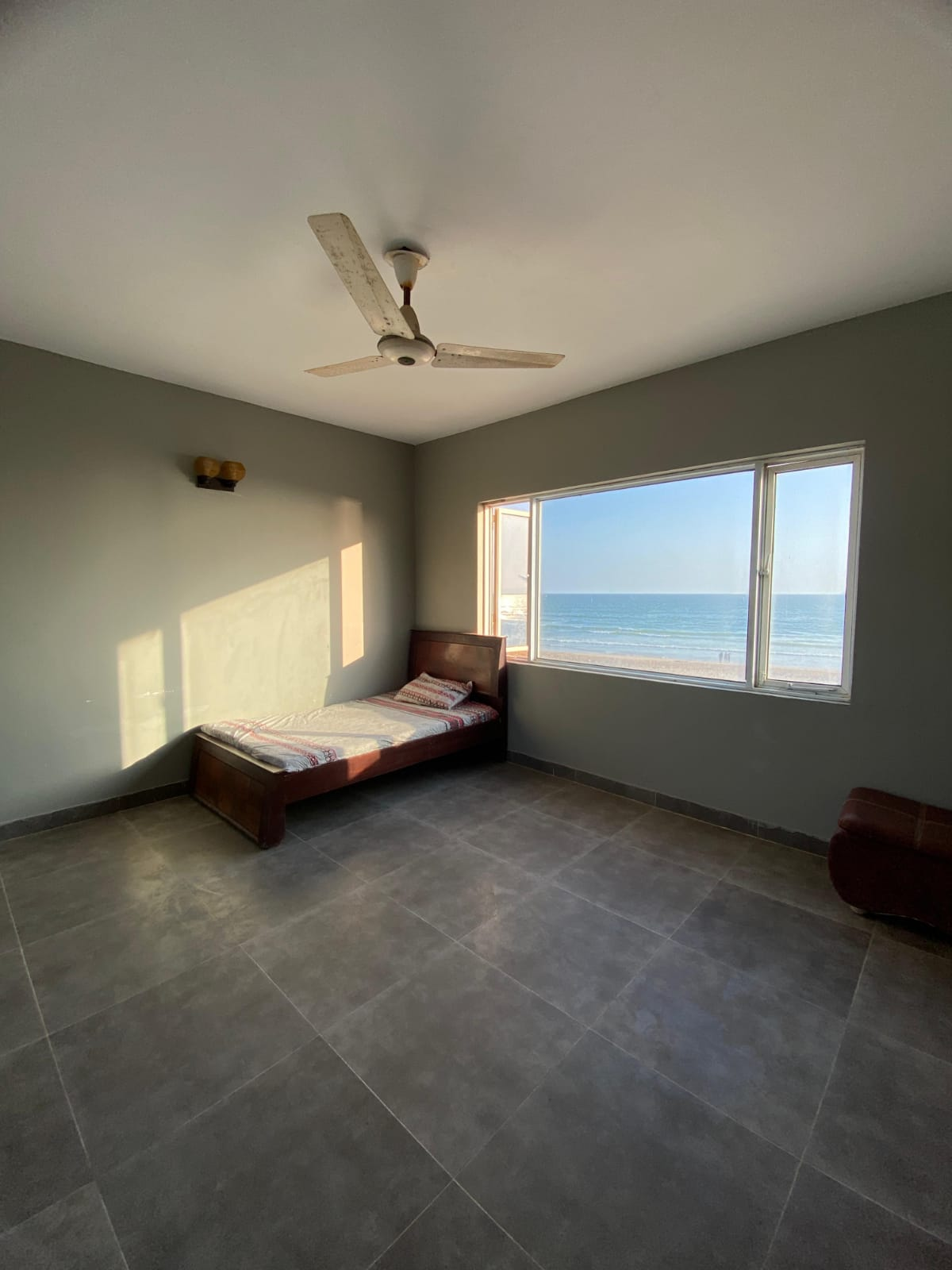 The Seagull Beach Hut N-83 gallery photo 3