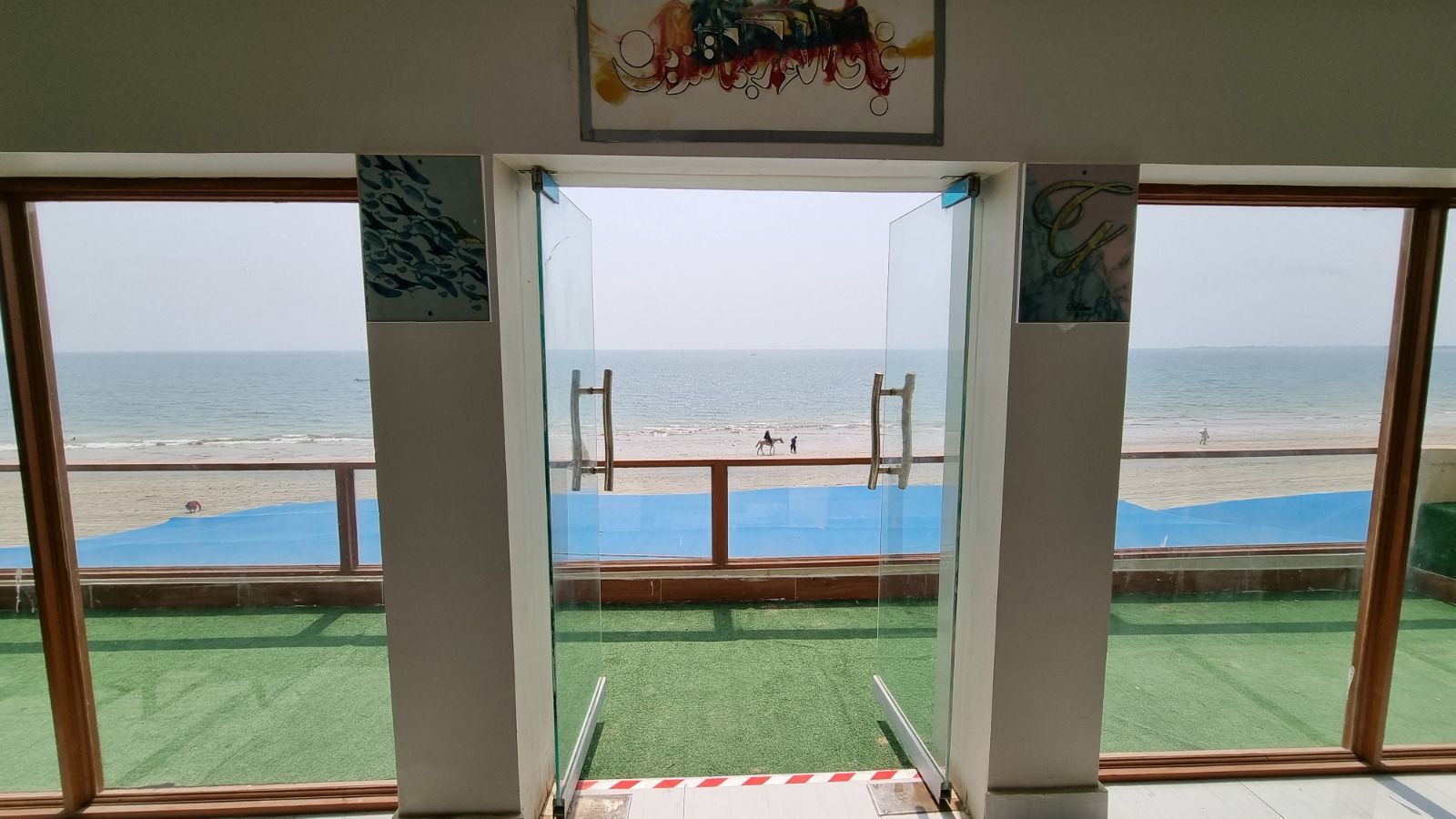 The Beach Hut A-18 gallery photo 10
